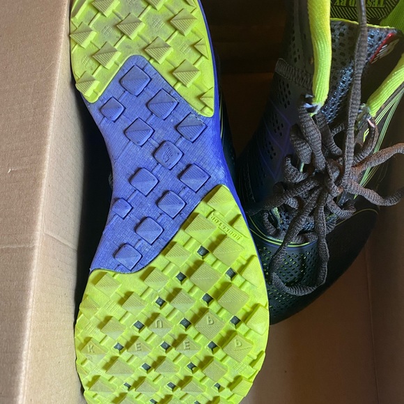 New Balance Trail Sneakers - Picture 7 of 7